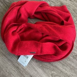 Calvin Klein - Textured Stripe Infinity Scar